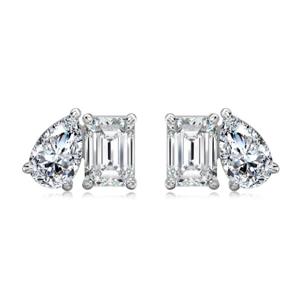 [Moissanite] 925 Sterling Silver Pear Cut Earrings