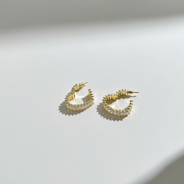 925 Sterling Silver 18K Gold Plated Cubic Zirconia Earrings - Image 4