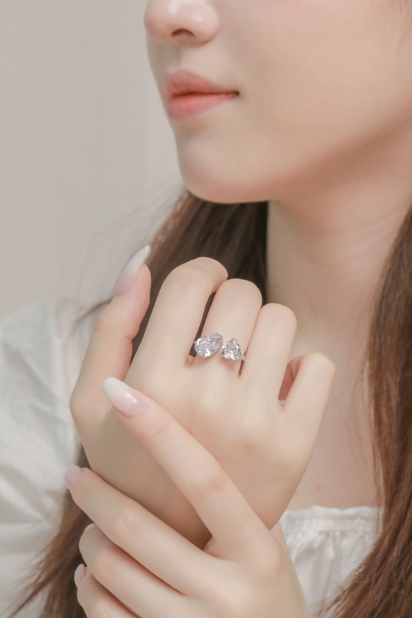 925 Sterling Silver 8A High Carbon Diamond Heart and Pear Cut Ring - Image 5