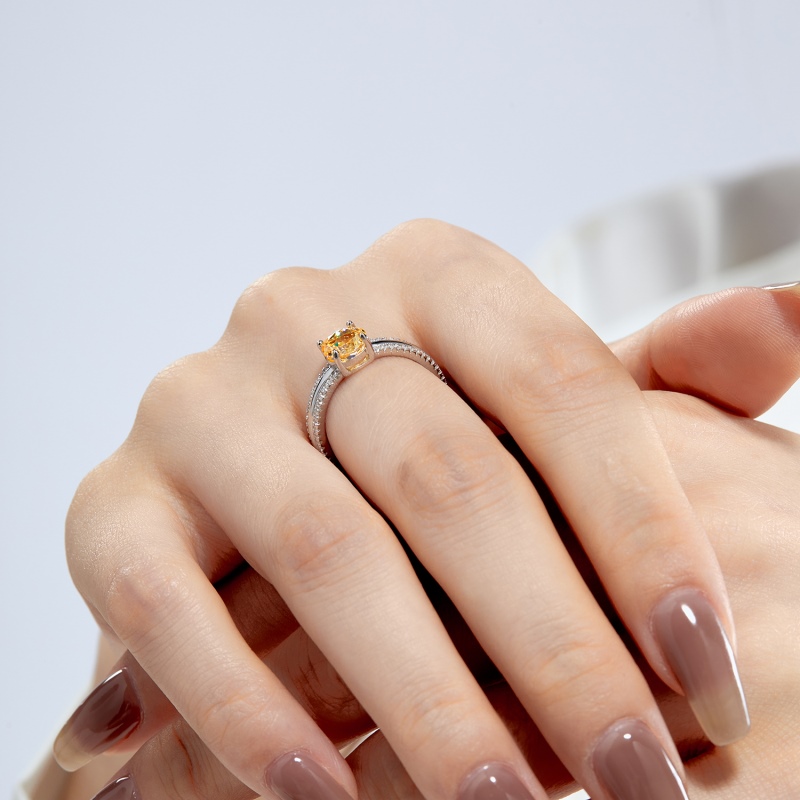 925 Sterling Silver 8A Cubic Zirconia Ring - Image 3