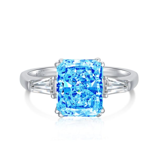 925 Sterling Silver 8A Cubic Zirconia Ring