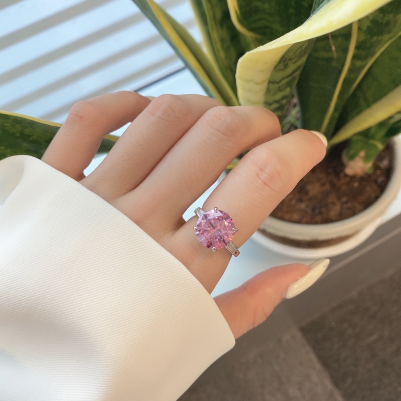 925 Sterling Silver Cubic Zirconia Ring - Image 2