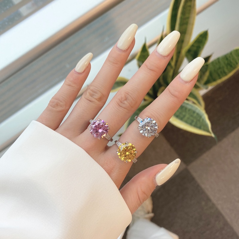 925 Sterling Silver Cubic Zirconia Ring - Image 2