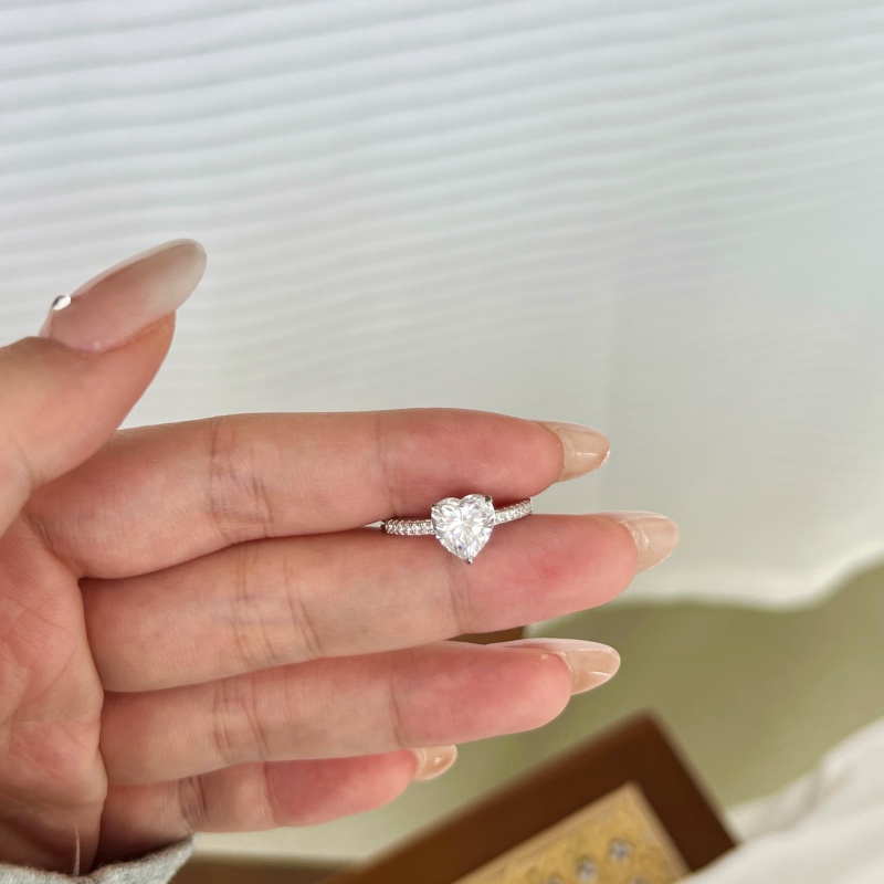 925 Sterling Silver Cubic Zirconia Heart Ring - Image 2