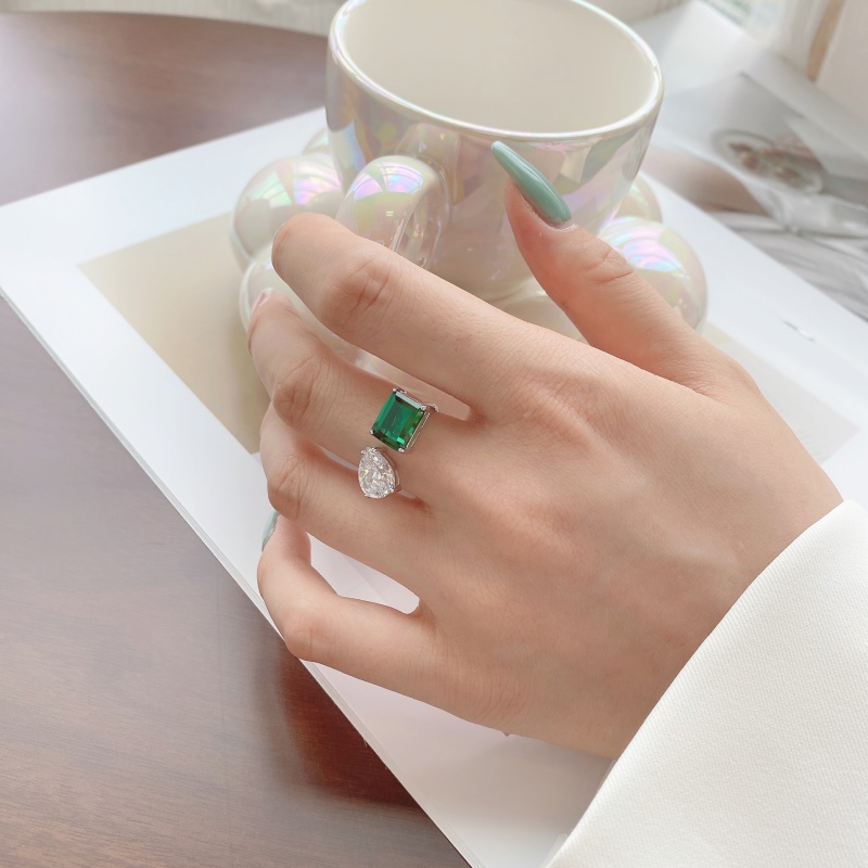 925 Sterling Silver Pear Cut Ring - Image 3