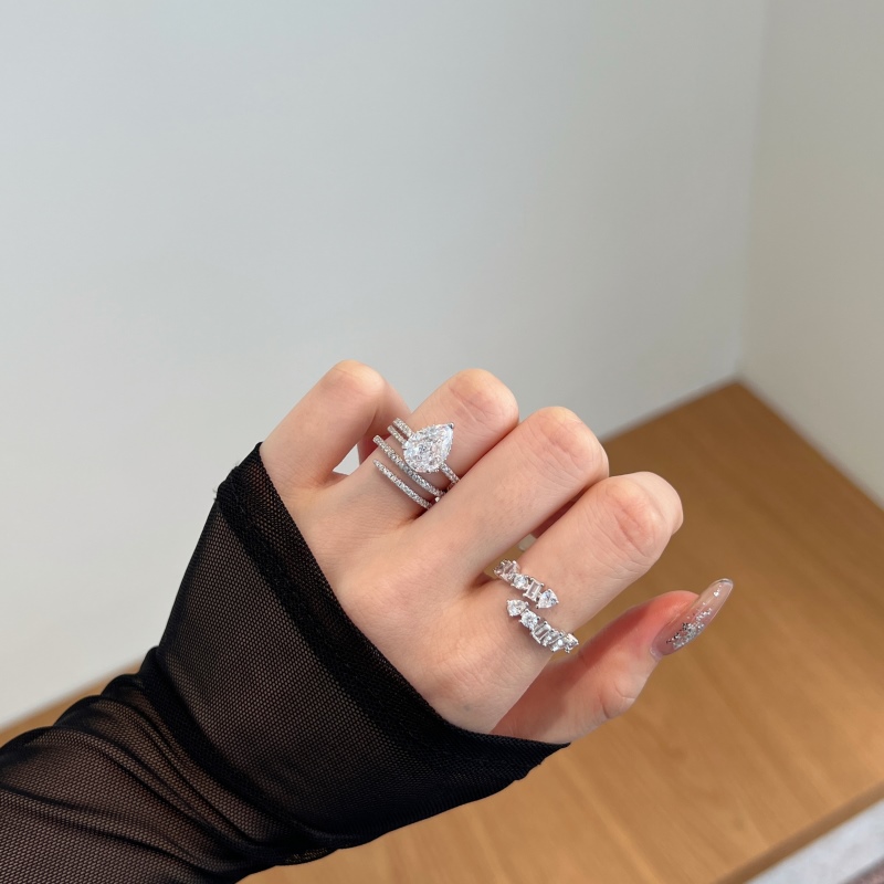 925 Sterling Silver Cubic Zirconia Ring - Image 3