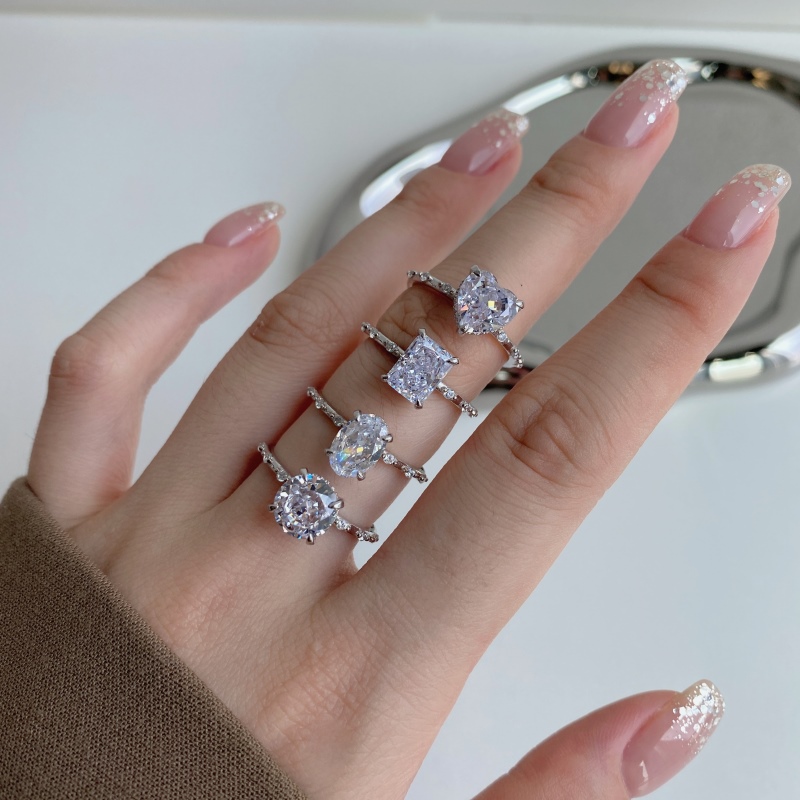 925 Sterling Silver Cubic Zirconia Ring - Image 3