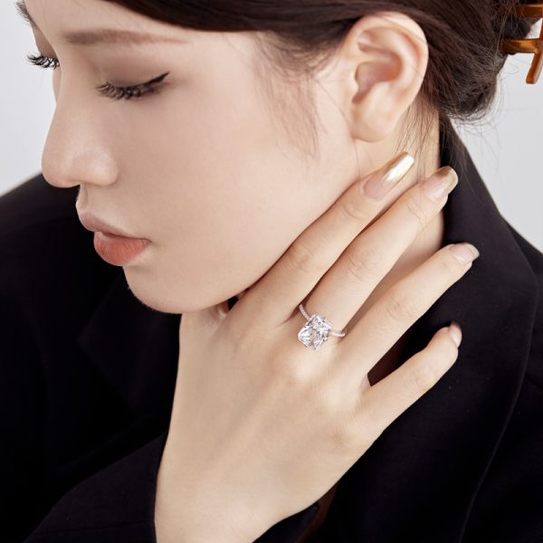 925 Sterling Silver Cubic Zirconia Ring