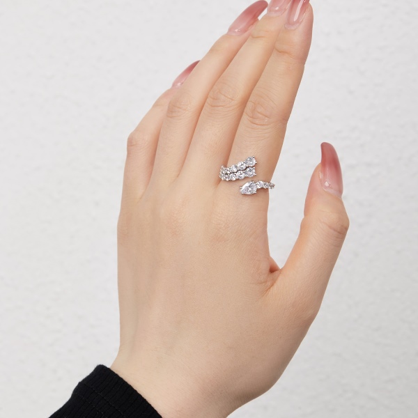925 Sterling Silver Cubic Zirconia Ring - Image 5