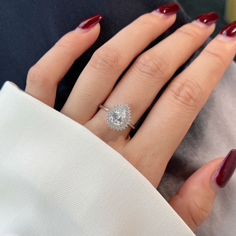 925 Sterling Silver Cubic Zirconia Ring - Image 3