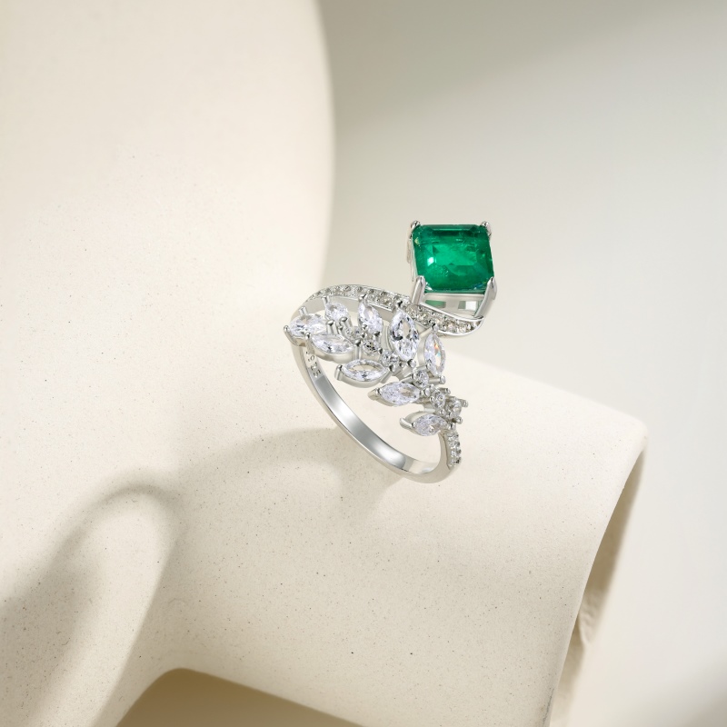 925 Sterling Silver Square Cut Ring - Image 3