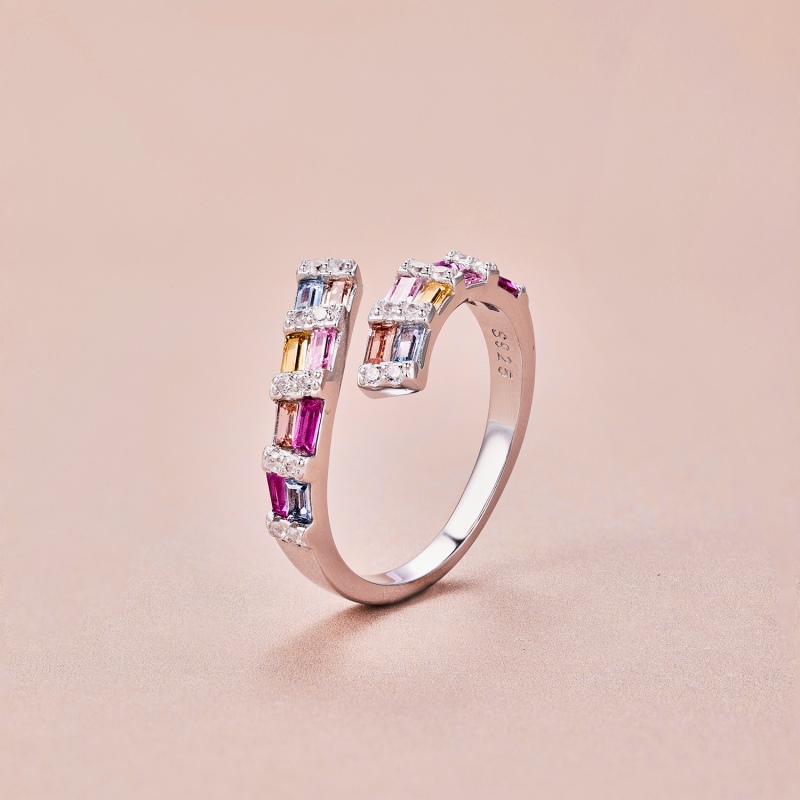 925 Sterling Silver White Cubic Zirconia Ring