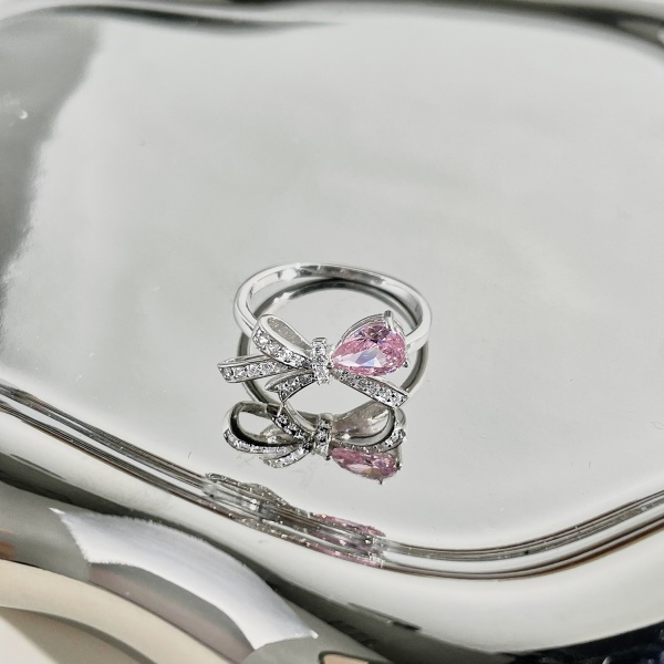 925 Sterling Silver 18K Gold Plated Cubic Zirconia Ring - Image 4