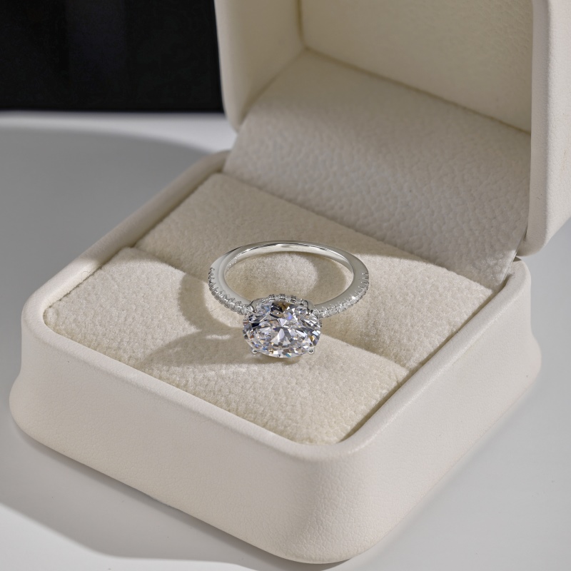 925 Sterling Silver Cubic Zirconia Ring - Image 2
