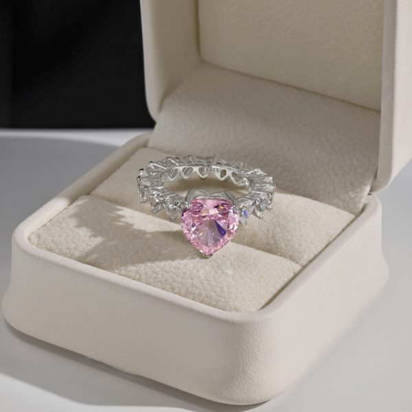 925 Sterling Silver 8A Heart Cut Ring