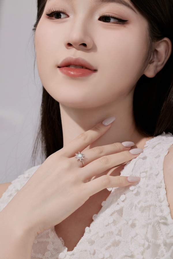 925 Sterling Silver White Opal Ring - Image 5