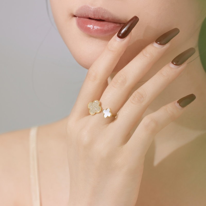 925 Sterling Silver 18K Gold Plated White Zircon Ring
