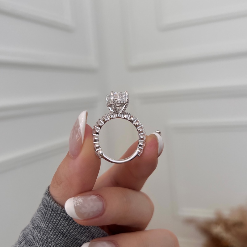 925 Sterling Silver White Zirconia Ring - Image 2