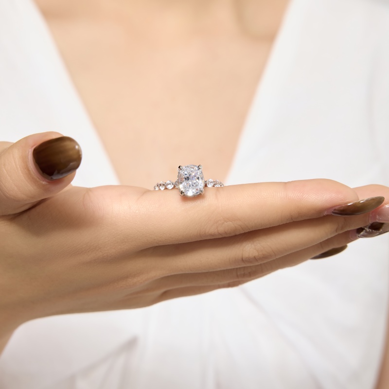 925 Sterling Silver White Zirconia Ring - Image 3
