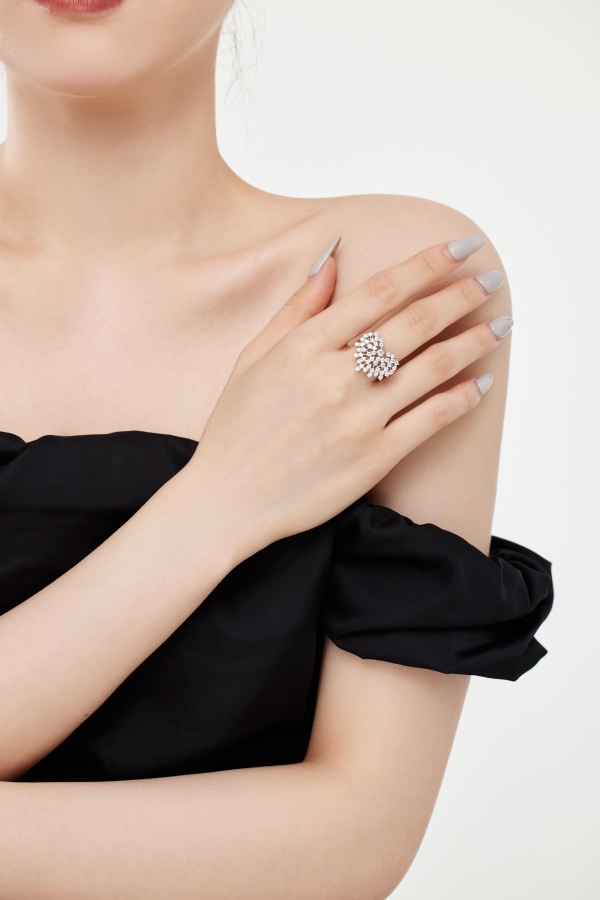 925 Sterling Silver Cubic Zirconia Ring - Image 5