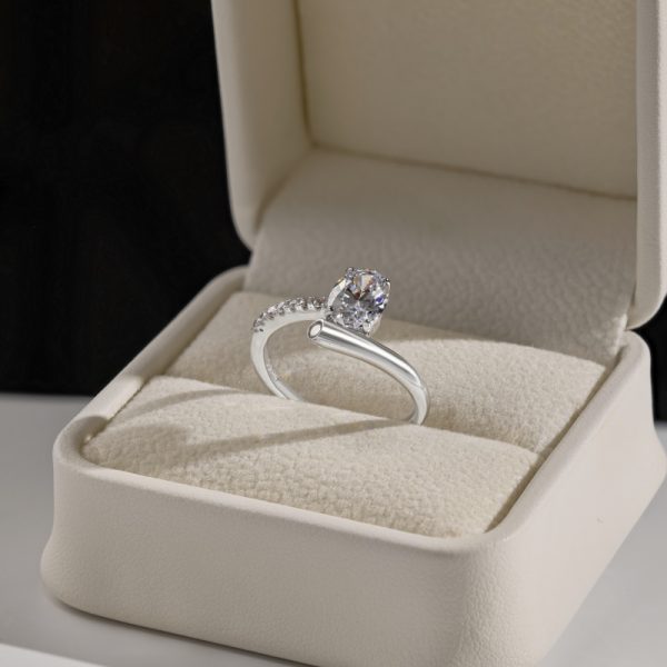 925 Sterling Silver 5A Cubic Zirconia Ring