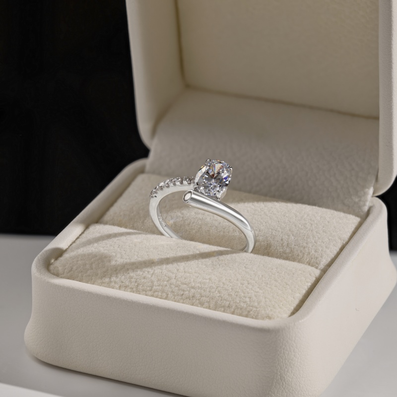 925 Sterling Silver 5A Cubic Zirconia Ring