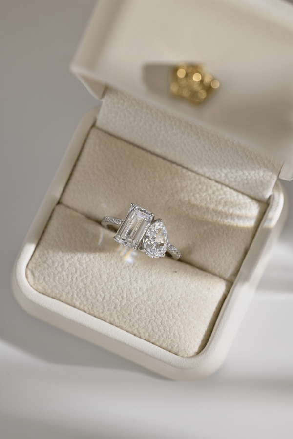925 Sterling Silver Pear and Rectangular Cut Ring - Image 4