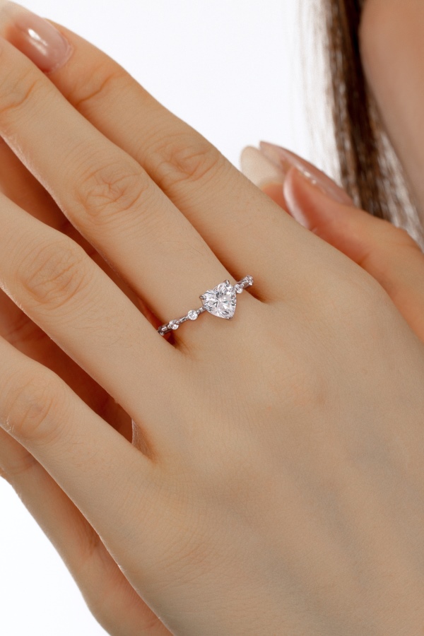 925 Sterling Silver Cubic Zirconia Heart Ring - Image 4
