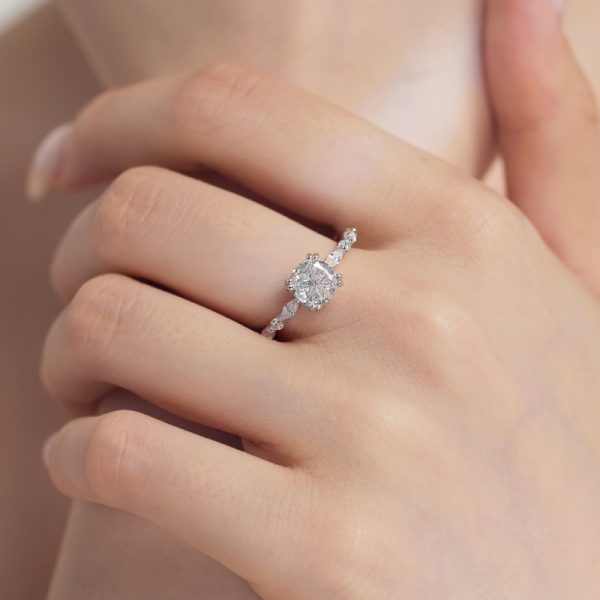 925 Sterling Silver Cubic Zirconia Ring