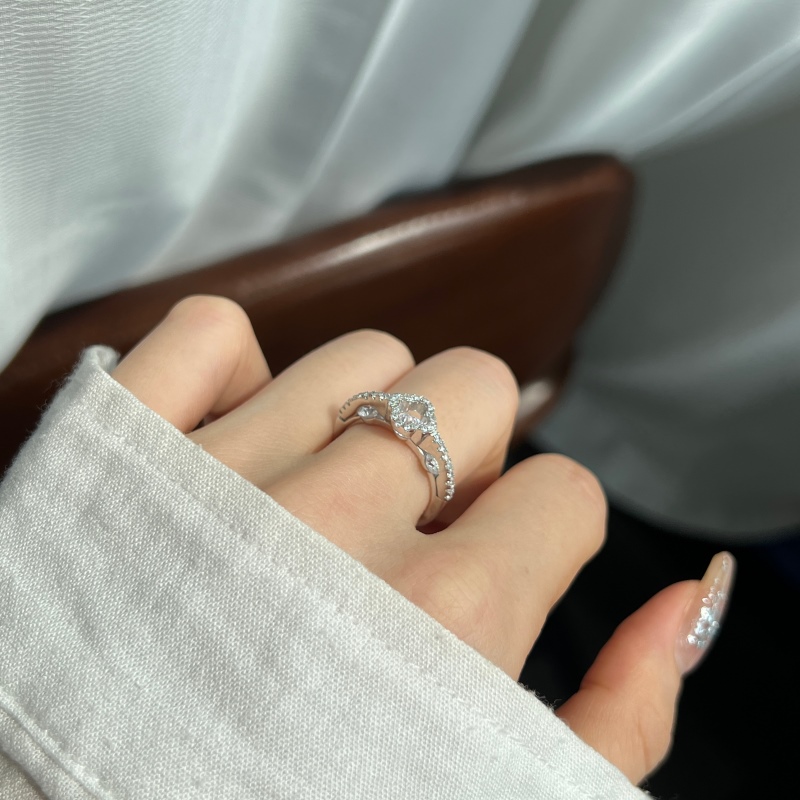 925 Sterling Silver White Cubic Zirconia Ring - Image 3