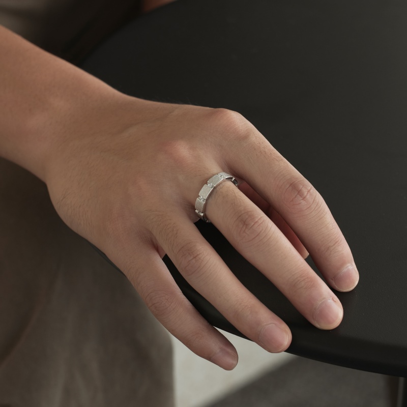925 Sterling Silver Cubic Zirconia Ring - Image 3