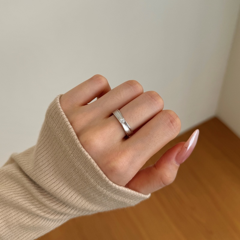 925 Sterling Silver White Cubic Zirconia Ring - Image 3