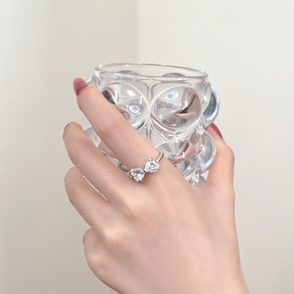 925 Sterling Silver Cubic Zirconia Heart Ring - Image 5