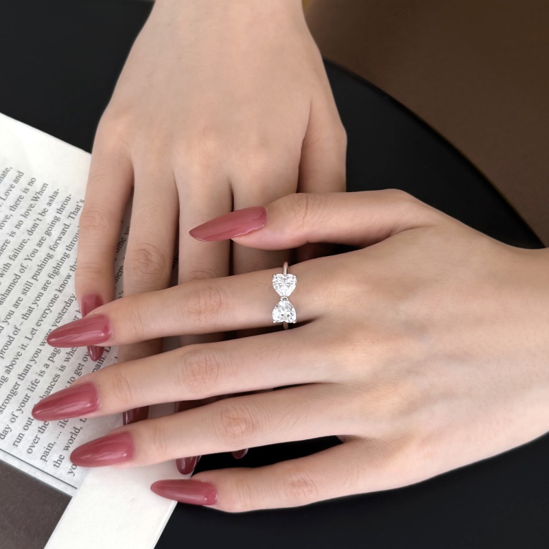 925 Sterling Silver Cubic Zirconia Heart Ring