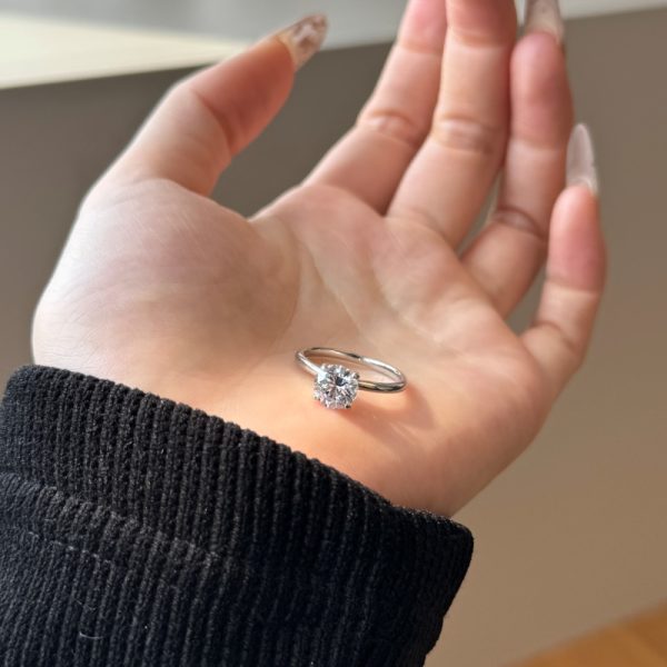 925 Sterling Silver Cubic Zirconia Ring