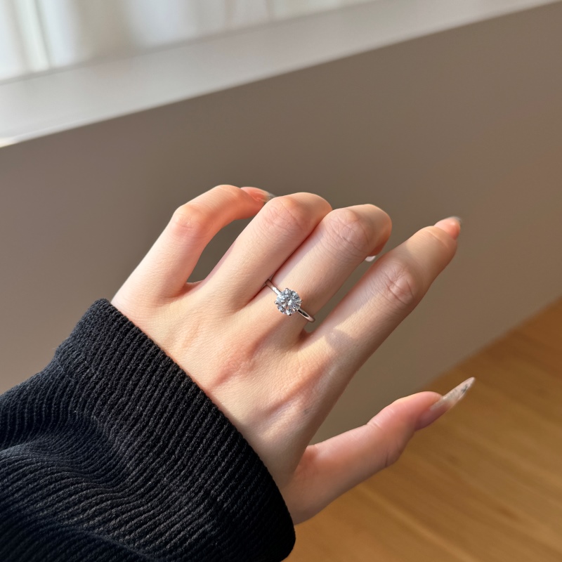 925 Sterling Silver Cubic Zirconia Ring - Image 3