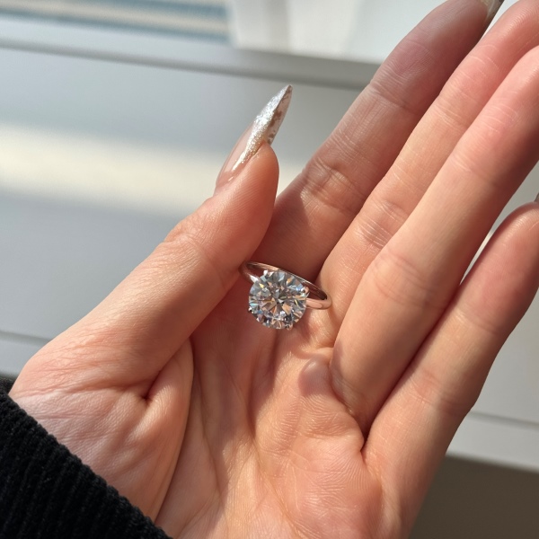 925 Sterling Silver Cubic Zirconia Ring - Image 4