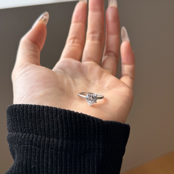 925 Sterling Silver Cubic Zirconia Ring - Image 5