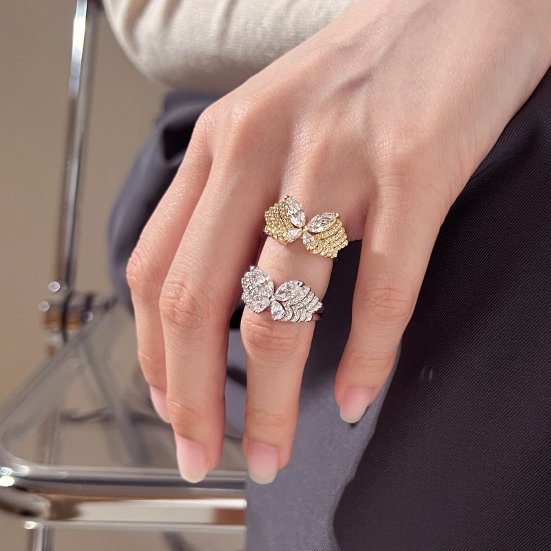 925 Sterling Silver 14K Gold Plated Cubic Zirconia Ring - Image 3