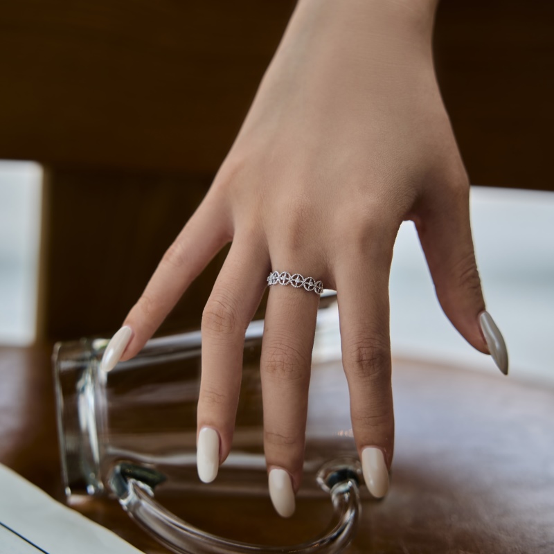 925 Sterling Silver Cubic Zirconia Ring - Image 2