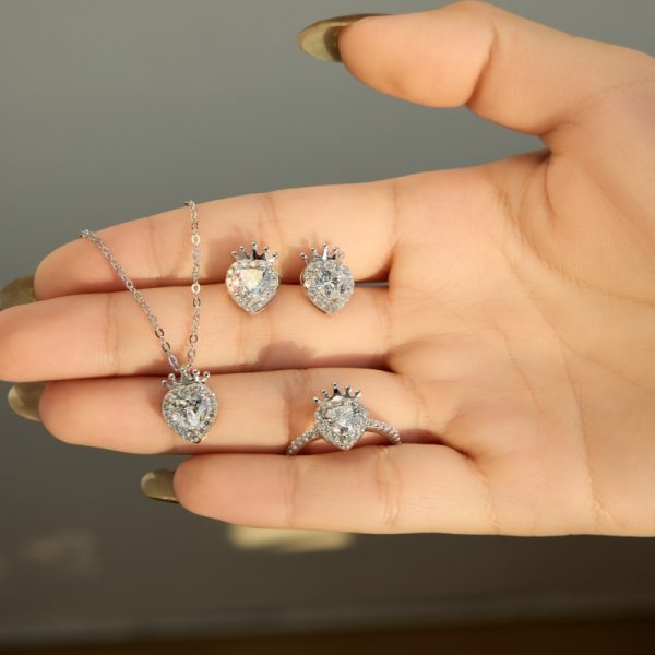925 Sterling Silver Cubic Zirconia Heart Ring