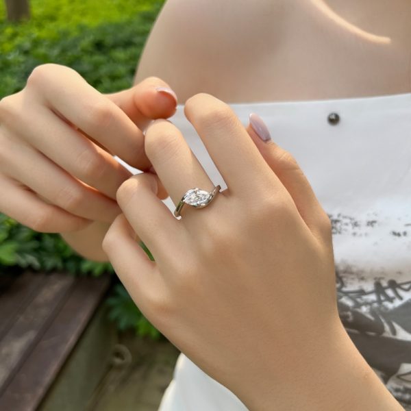 925 Sterling Silver Cubic Zirconia Marquise Cut Ring