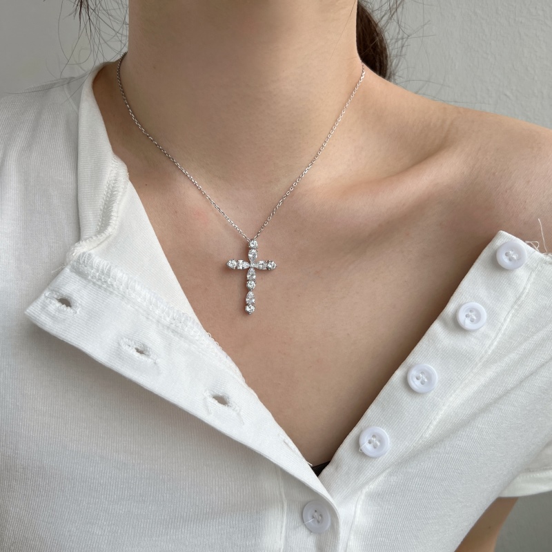 925 Sterling Silver Cubic Zirconia Necklace