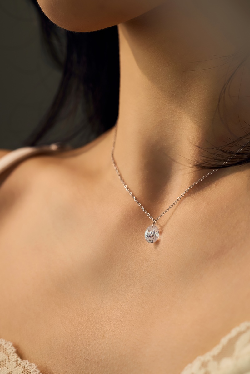 Cubic Zirconia Necklace - Image 3