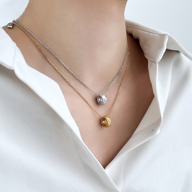 925 Sterling Silver Cubic Zirconia Necklace - Image 3