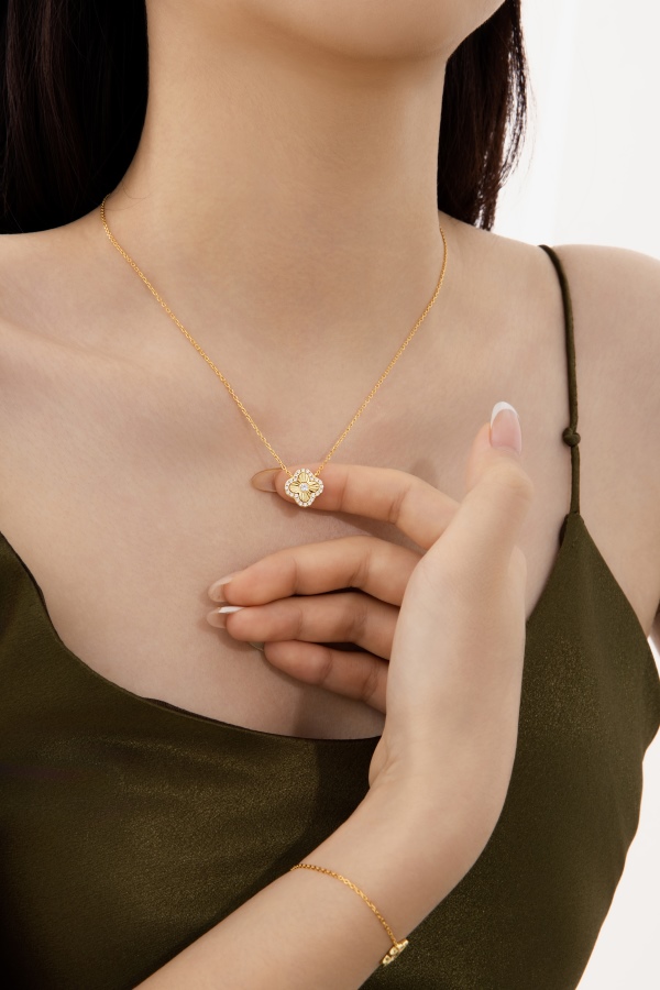 925 Sterling Silver 18K Gold Plated Cubic Zirconia Necklace - Image 5