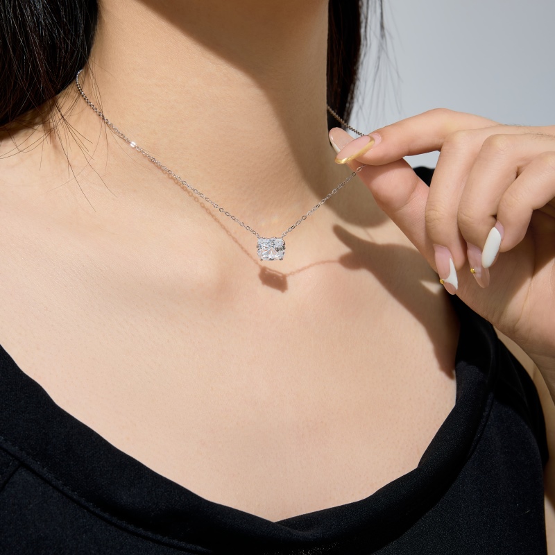 925 Sterling Silver Cubic Zirconia Necklace