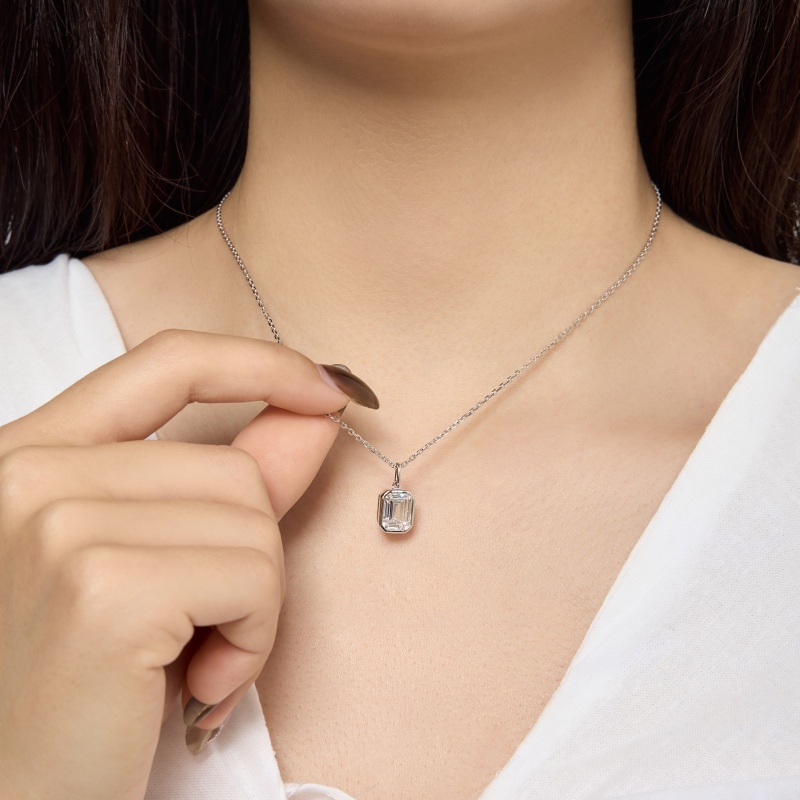 925 Sterling Silver Cubic Zirconia Necklace