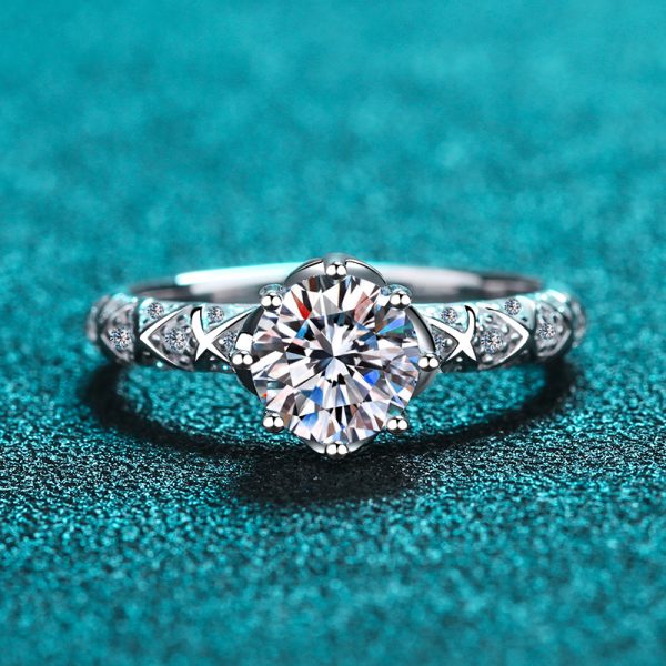 Trending Moissanite 925 Sterling Silver Ring