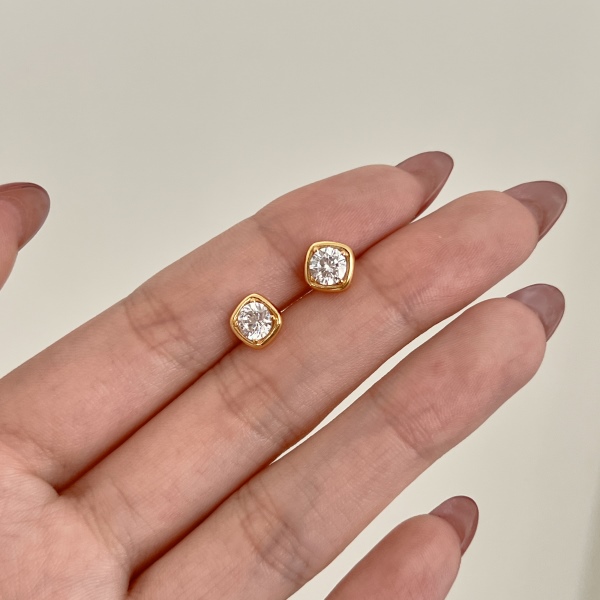 925 Sterling Silver Cubic Zirconia Earrings - Image 4